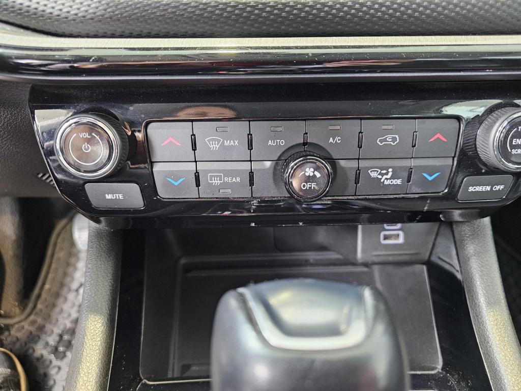 Jeep Compass 4xe 240 plug-in hybrid electric trailhawk