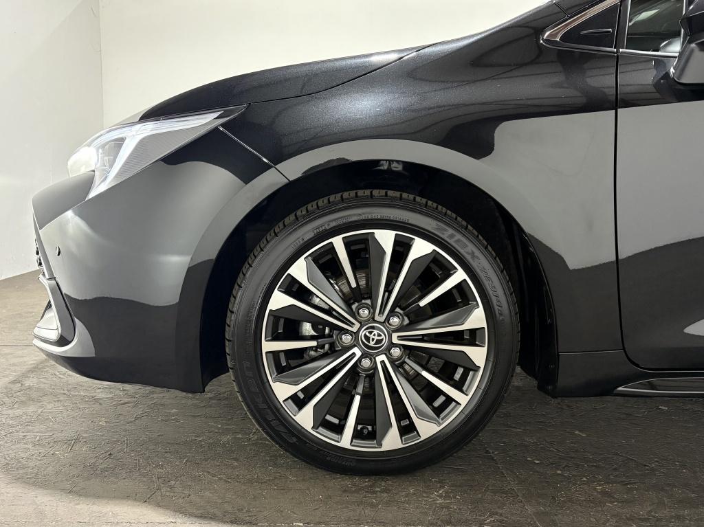 Toyota Corolla Touring Sports hybrid 140 dynamic