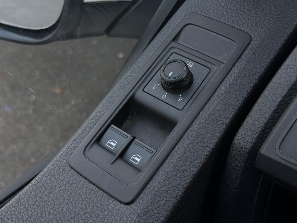 Volkswagen Transporter 2.0 tdi l1h1 | nl-auto | sportvelgen | cruisec. | ai