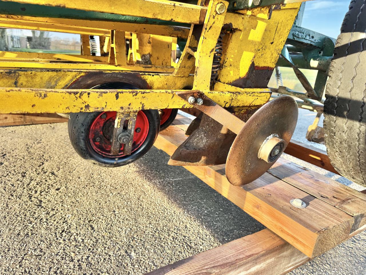 Te koop uien/bollen plantenmachine 1,5