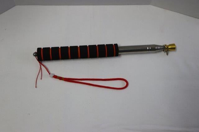 Telescoop stok met vlag Weg met die houten stok van 2 meter. Neem de
