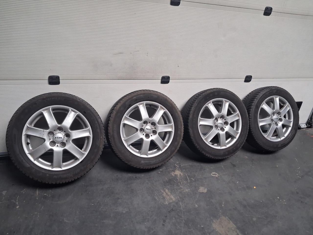 Velgen set 5x100 16 inch Rial