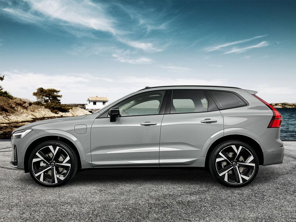 Volvo XC60 t6 awd gt ultra dark