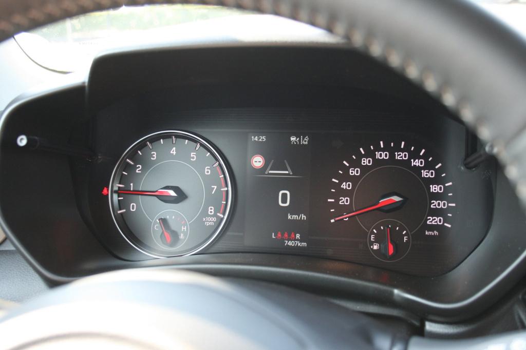 Suzuki Swift 1.2 style smart hybrid