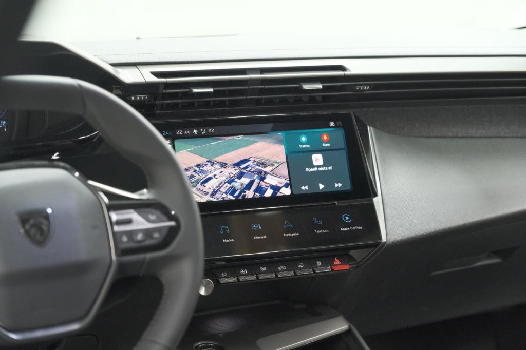 Peugeot 408 1.2 hybrid 136 e-dcs6 allure | 360 camera | navigatie | parkeer