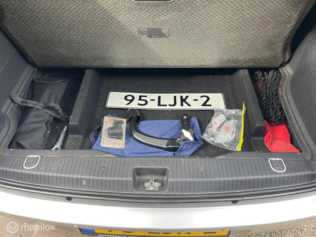 Opel Meriva 1.6-16v cosmo automaat