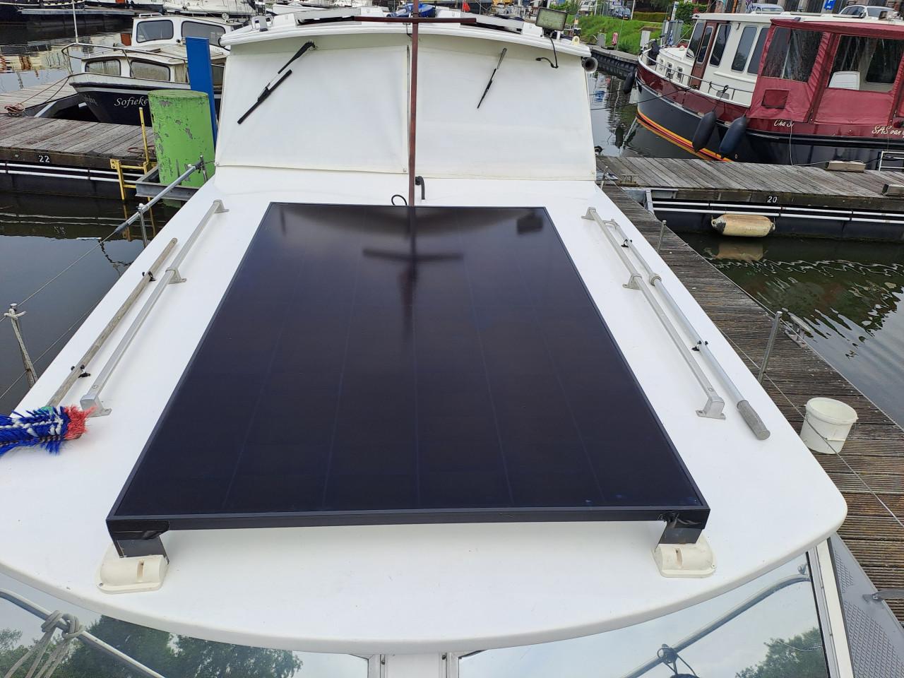 MotorJacht  Amerglass 32 a 9.45 x 3.15x 0.76