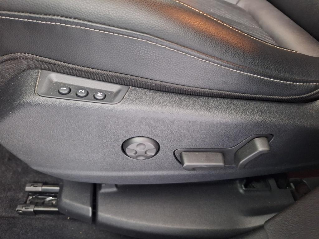 Opel Grandland X 1.2 turbo ultimate | trekhaak afneembaar | stoelventilatie