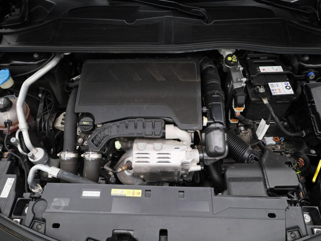 Opel Astra 1.2 edition | navigatie | climate control | parkeersensoren