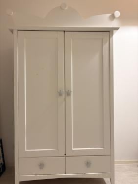 Gratis : Baby commode en kast