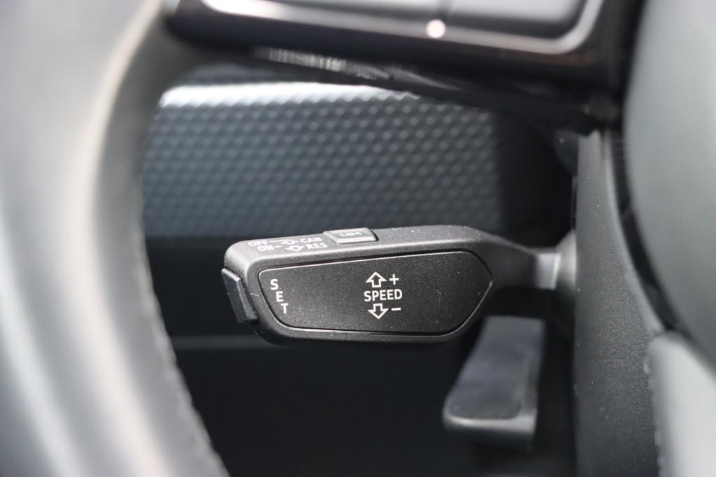 Audi A1 Sportback 25 tfsi 95pk s tronic pro line