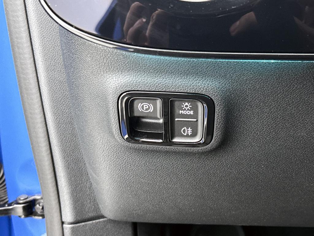 Mercedes-Benz Cla 250+ launch edition 85 kwh | multibeam led | panoramadak 