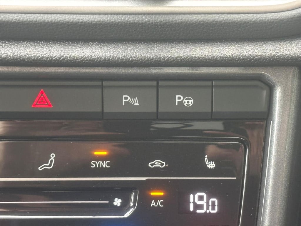 Volkswagen T-roc 1.5 tsi 150pk 7-dsg| carplay| camera|auto park| dode hoek|