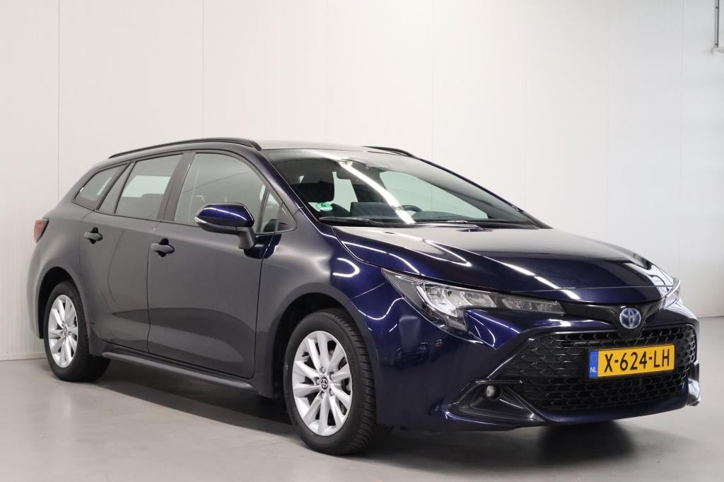 Toyota Corolla Touring Sports hybrid 140 active