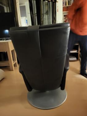 Prominent Relaxstoel, zwart leer, aluminium draaivoet