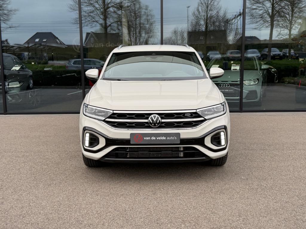 Volkswagen T-roc 1.5 tsi 150pk dsg r-line | trekhaak | camera | keyless | e