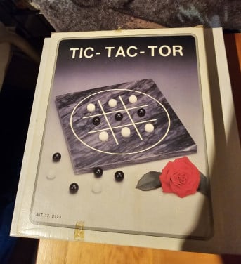 Schaakspel en  tic.tac.tor
