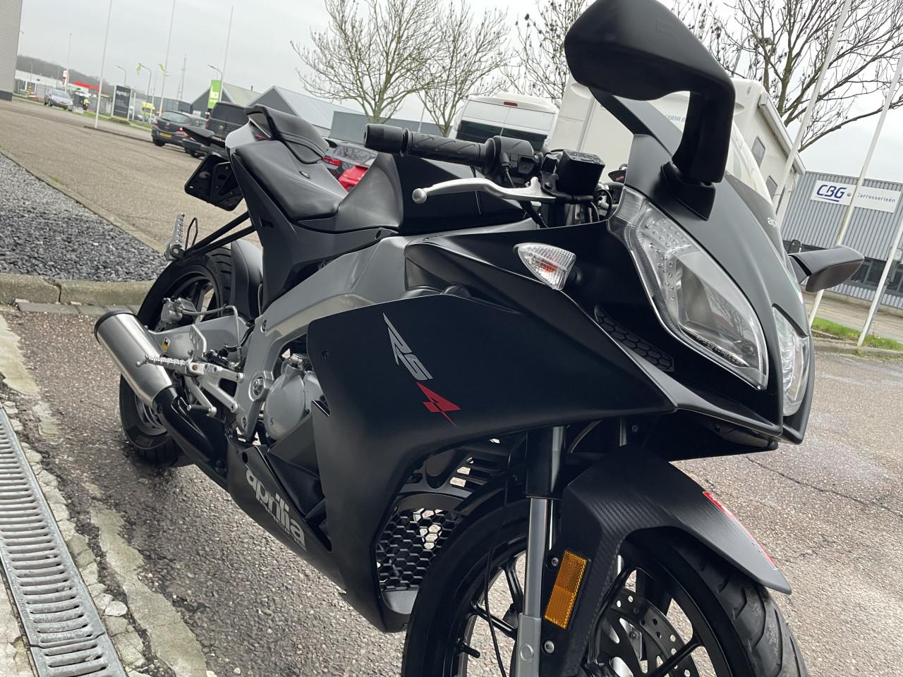 APRILIA RS4 50 SCHAKELBROMMER