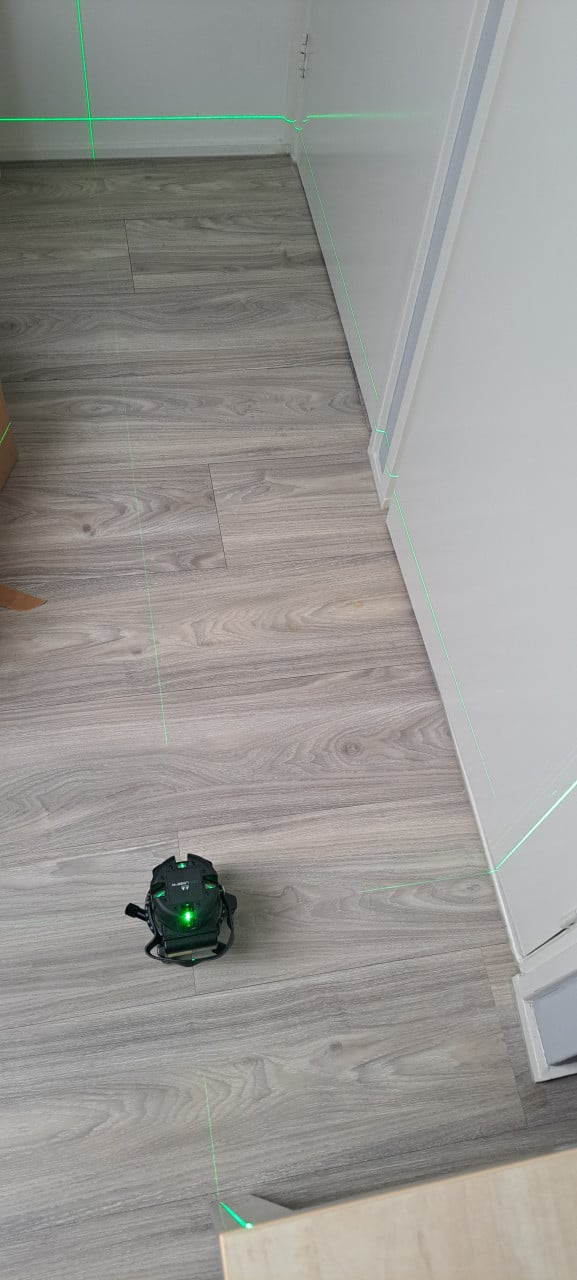 ADA PROLiner 4V Groen Kruislijnlaser 5-Lijns Groen met statief