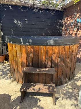 Ducktub hottub Welvaere