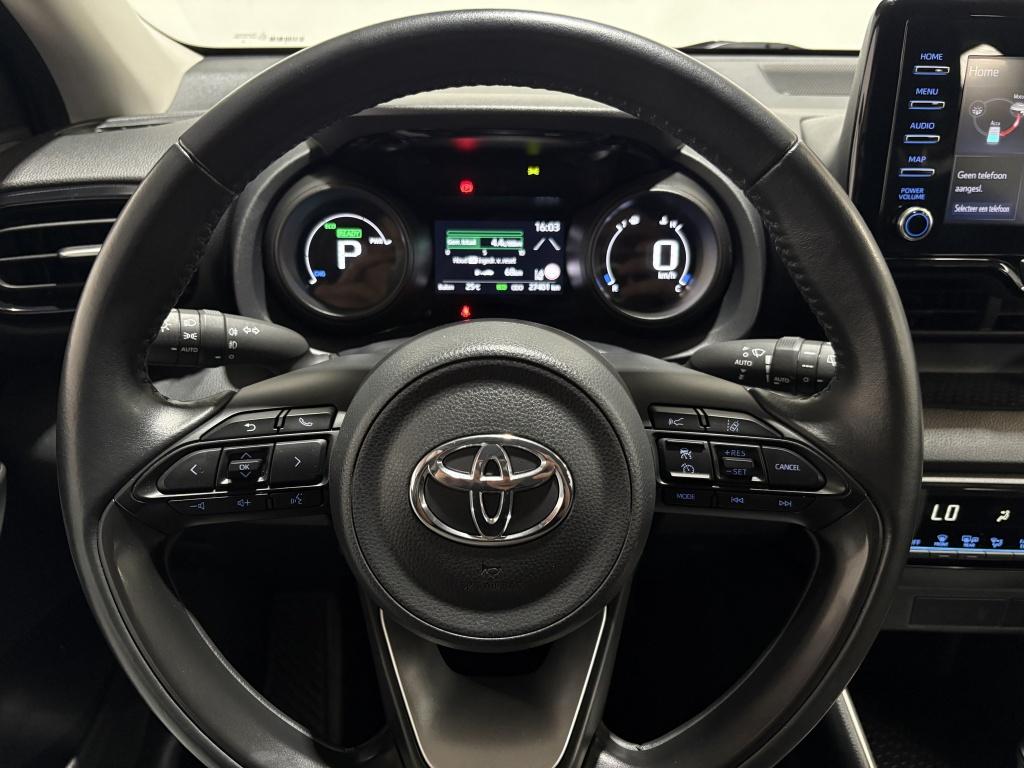 Toyota Yaris 1.5 hybrid dynamic | trekhaak |