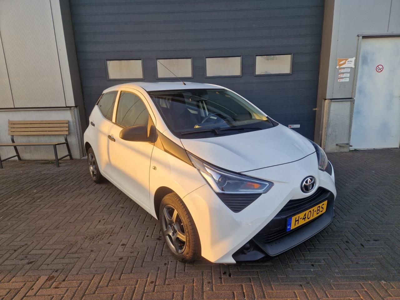 TE KOOP TOYOTA AYGO 1.0 VVT -I-X FUN EURO 6 ZUINIGHEIDSLABEL B