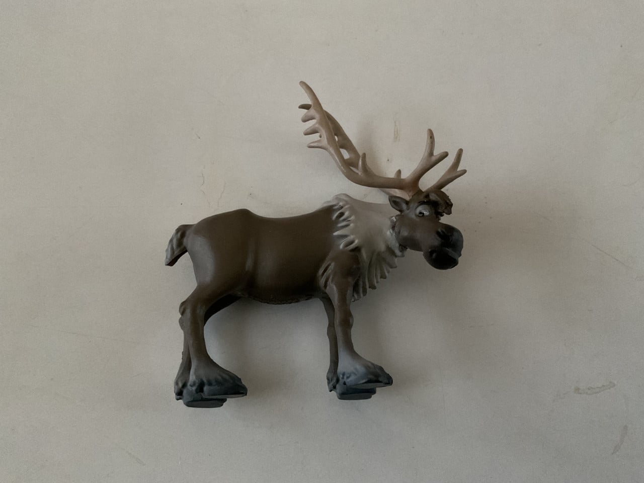 Olifanten, leeuw, hert, ijsbeer, eland, koe en zwijn.   Merk: Schleich/Bull