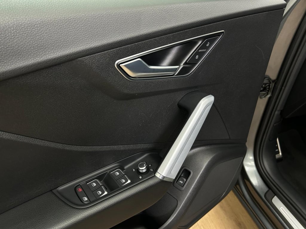Audi Q2 occasion 1.4 tfsi cod launch edition | airco | stoelverwarming | tw