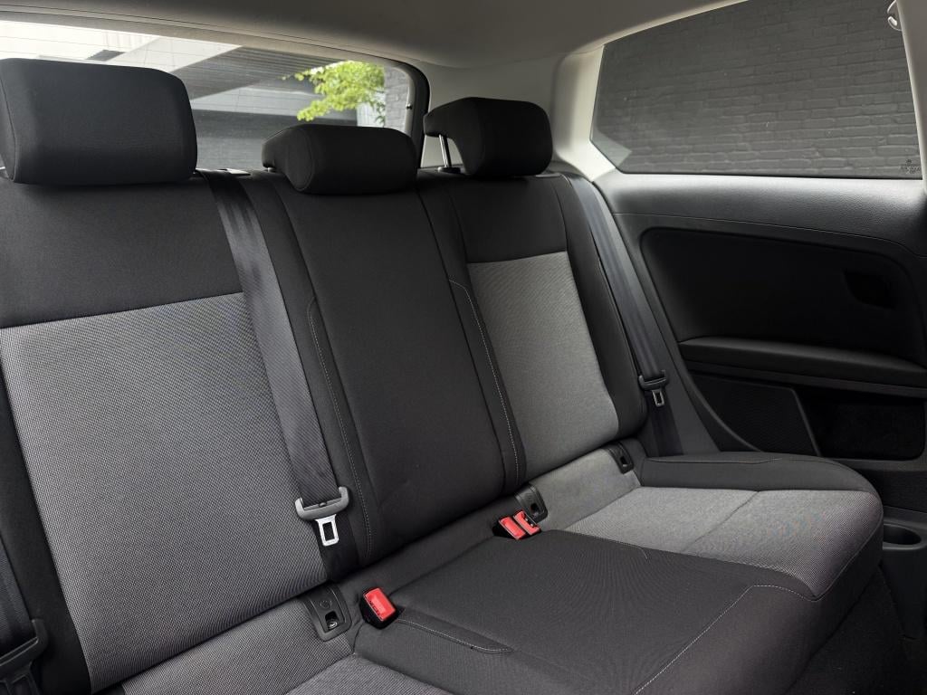 Volkswagen Golf 1.2 tsi easyline - goed onderhouden -