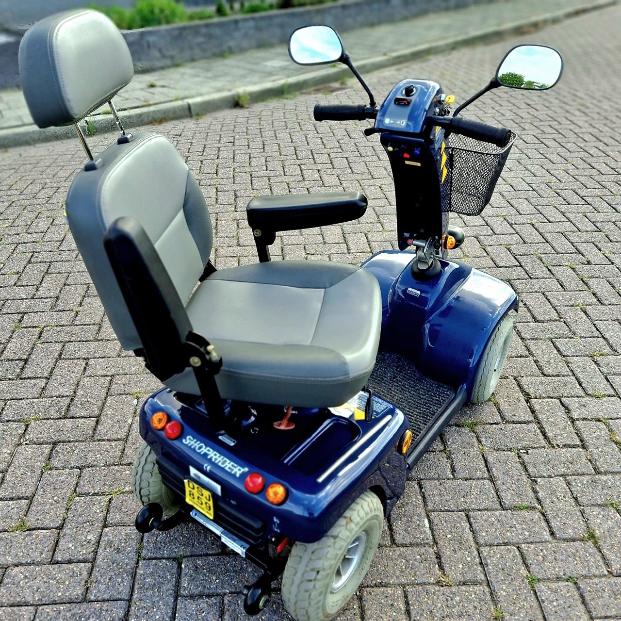 Scootmobiel Shoprider Saturnus 4