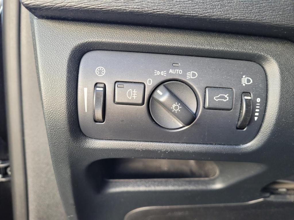 Volvo V40 2.0 d2 summum business