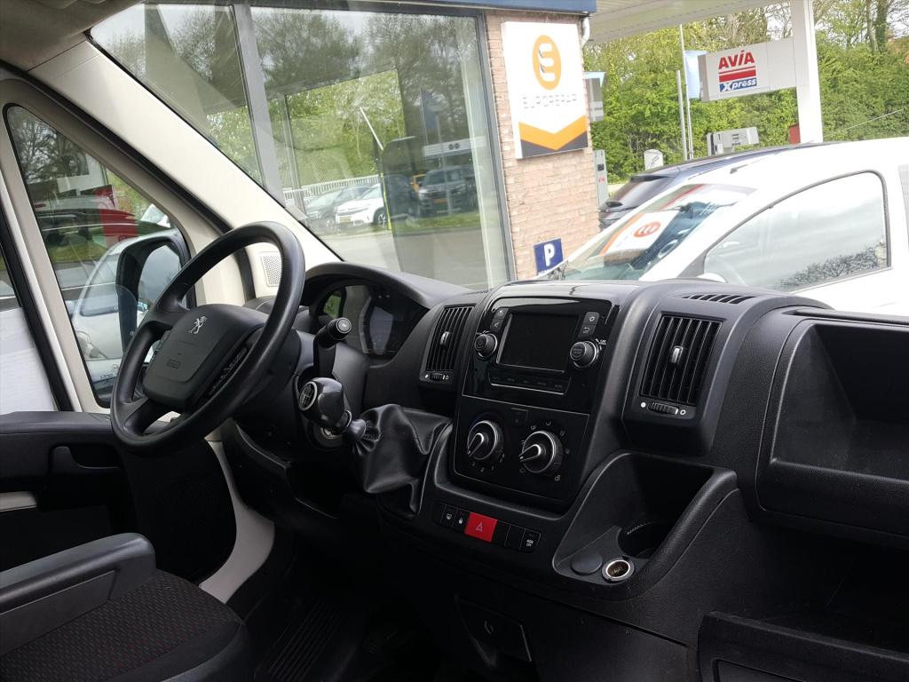 Peugeot Boxer gb 333 l2h2 bluehdi 140pk trekhaak | navigatie | cruise contr