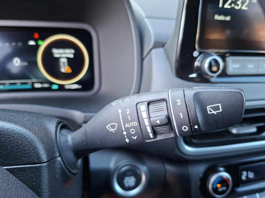 Hyundai Kona 1.6 gdi hev premium | lederen bekleding | stoel/stuur verwarmi