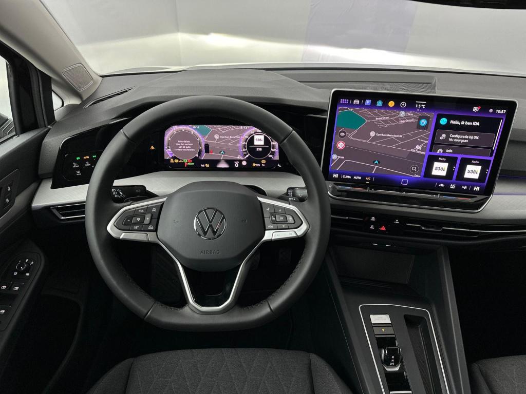 Volkswagen Golf 1.5 etsi life edition dsg7 116pk