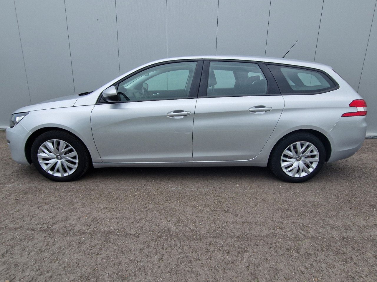 Peugeot 308 SW 1.2 PureTech Blue Lease