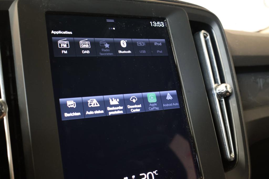 Volvo XC40 1.5 t2 momentum core nl auto, appconnect, pdc achter,