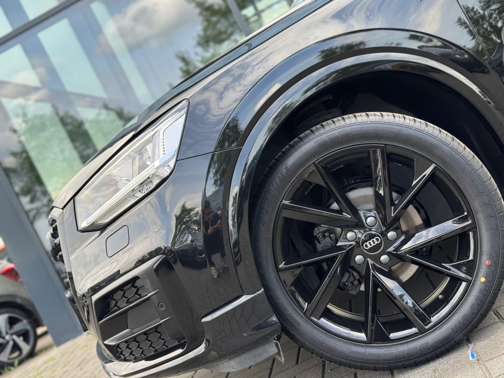 Audi Q2 35 tfsi s edition * panoramadak * camera * keyless