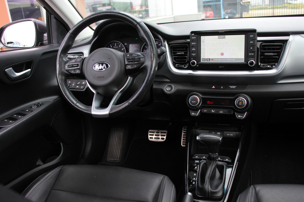 Kia Stonic 1.0 t-gdi platinum edition | schuif/kanteldak | camera | leder |
