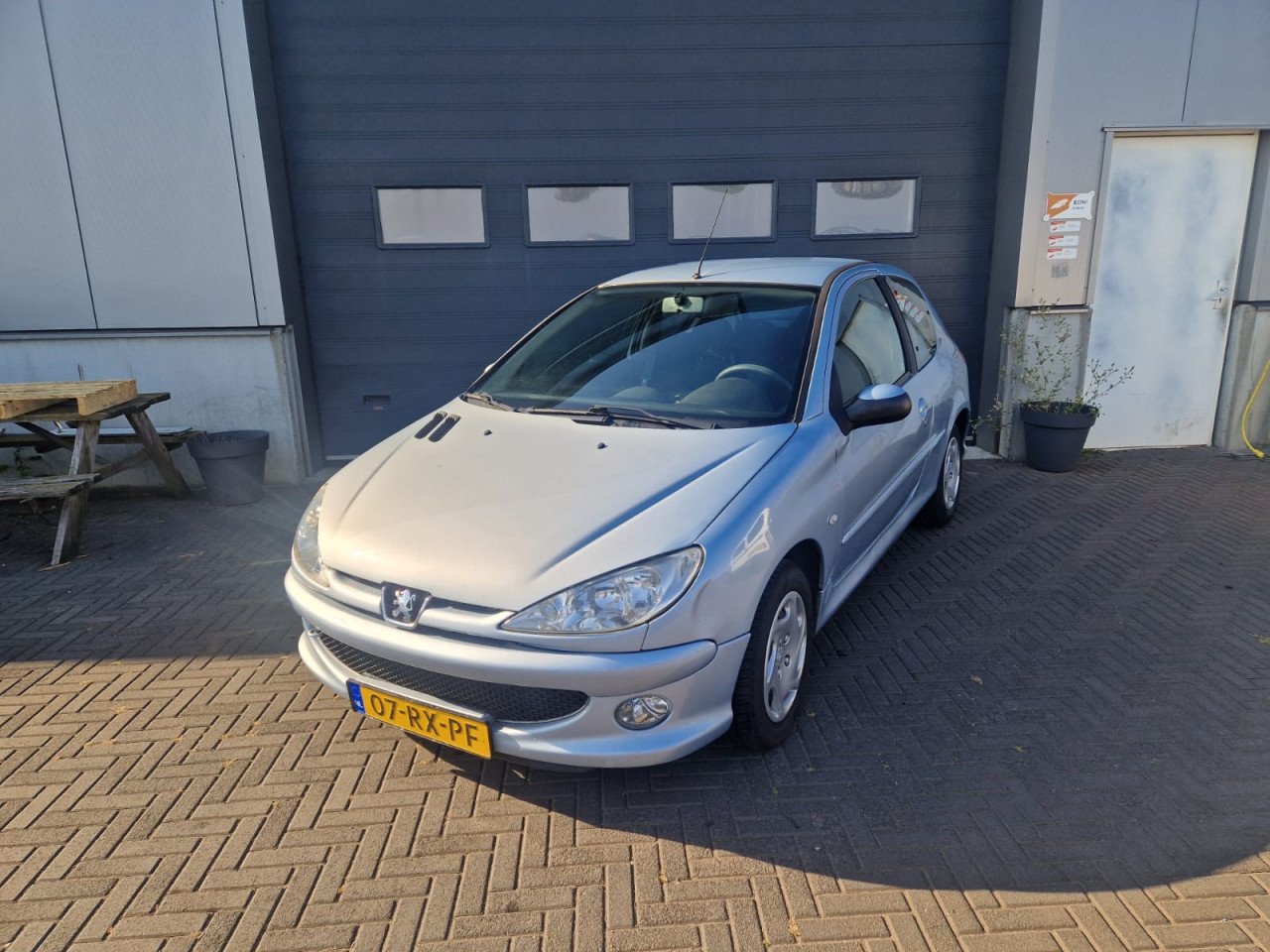 TE KOOP PEUGEOT 206 1.4 AIR LINE MET AIRCO