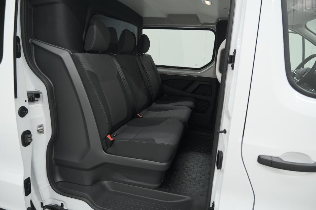 Renault Trafic 2.0 blue dci 130 t29 l2h1 advance dc | 6 zitplaatsen | camer