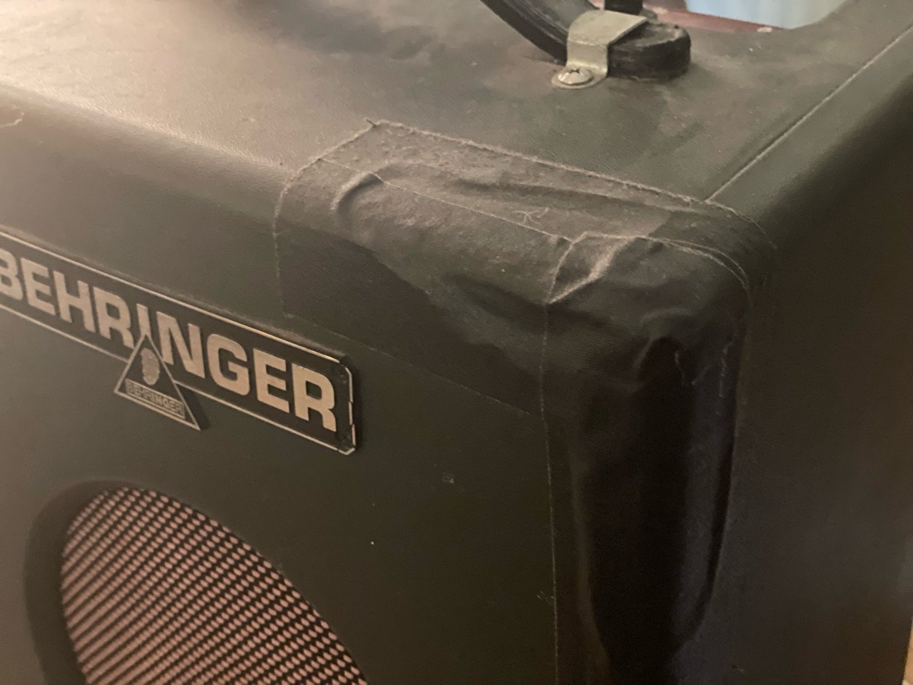 Behringer Thunderbird versterker