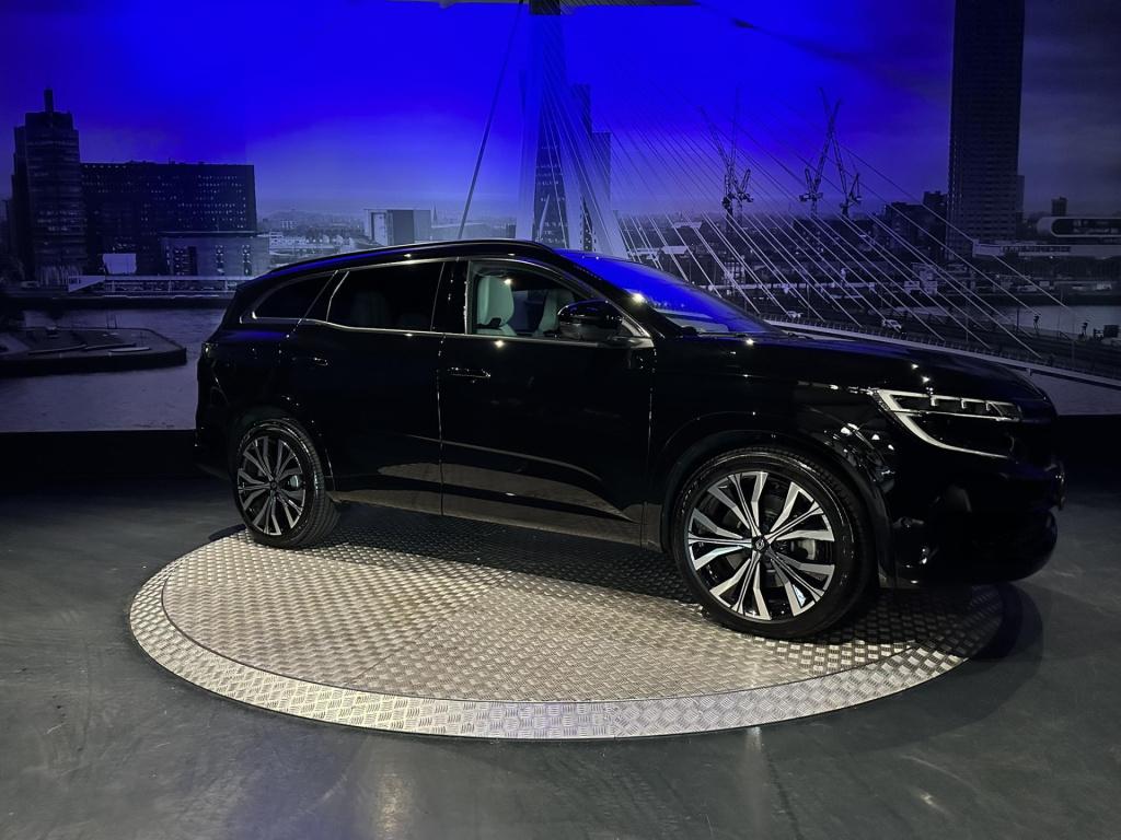 Renault Espace e-tech full hybrid 200 iconic 7p.