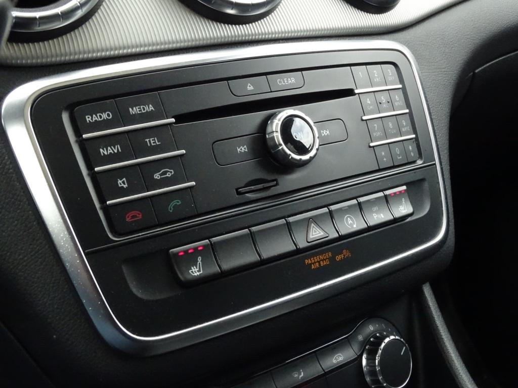 Mercedes-Benz Cla shooting brake 180 ambition | bi-xenon | pano
