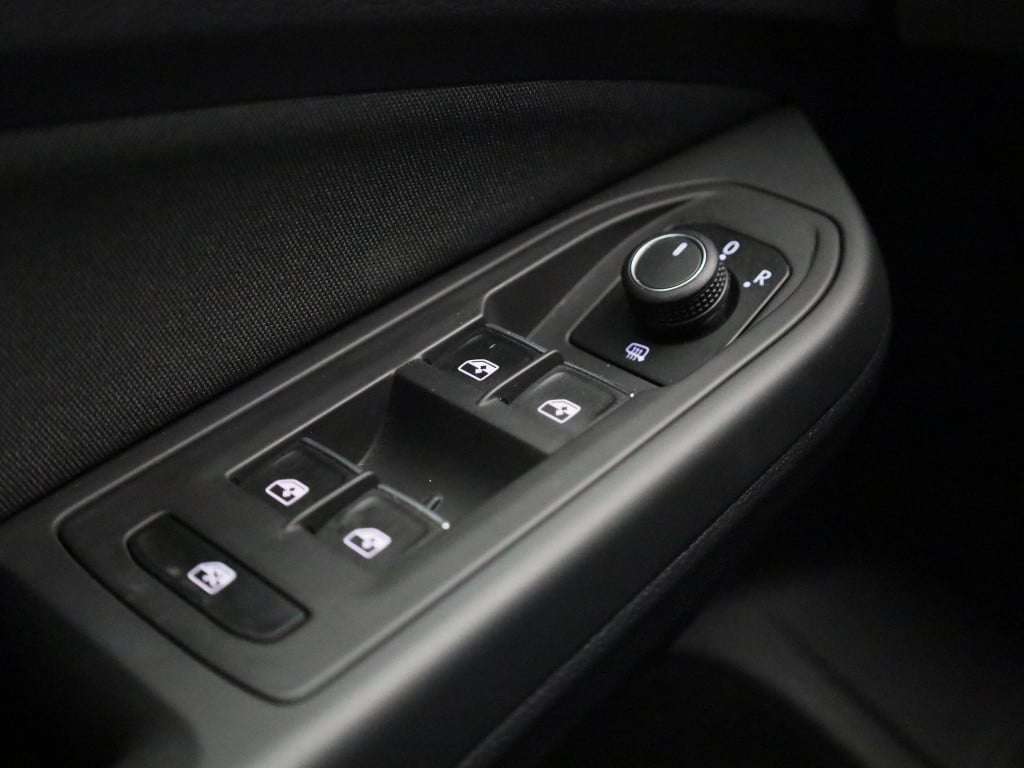Volkswagen Golf 1.5 tsi | virtual cockpit | navigatie | dab | stoel/stuur v