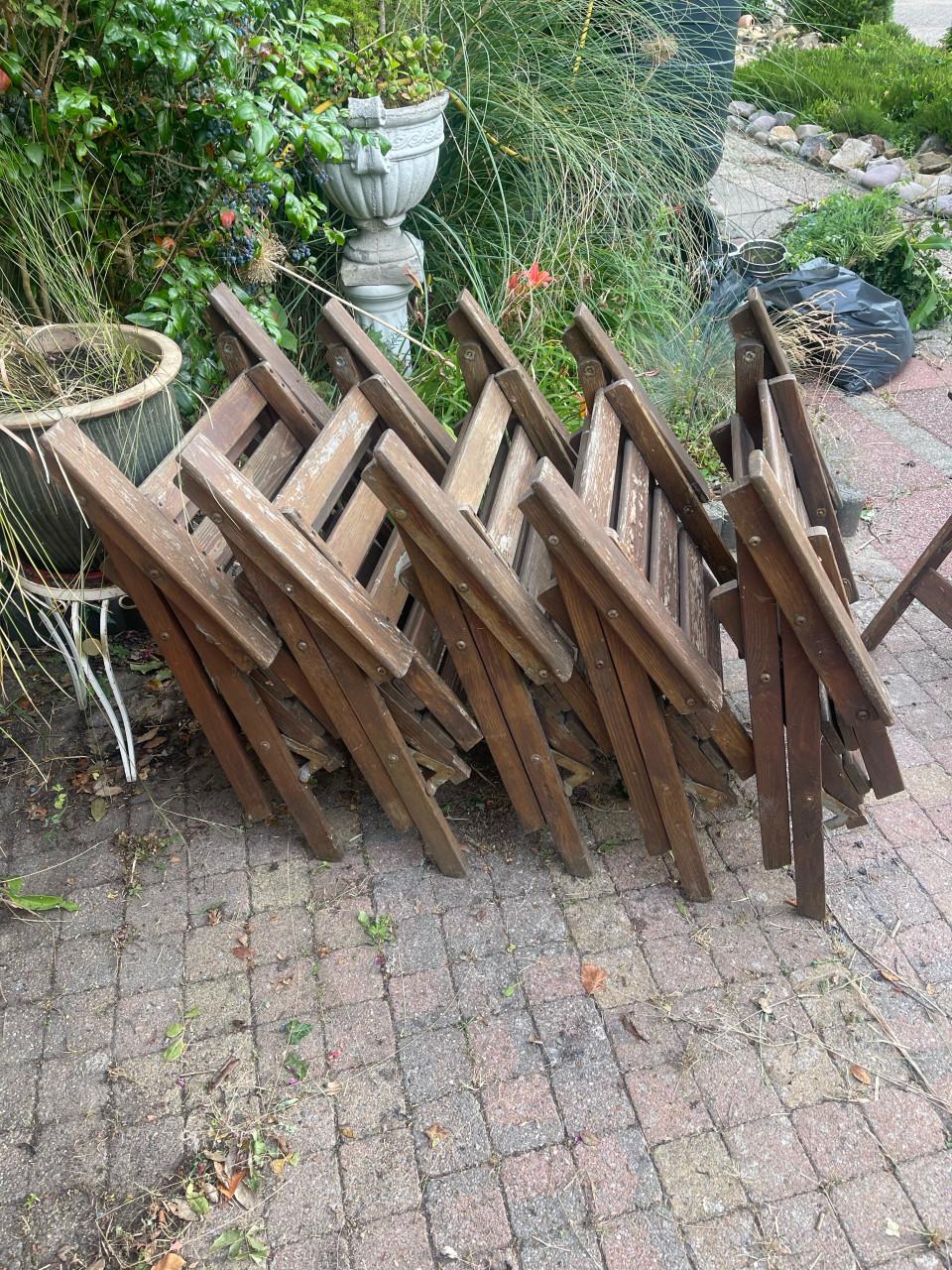 6 houten tuinstoelen
