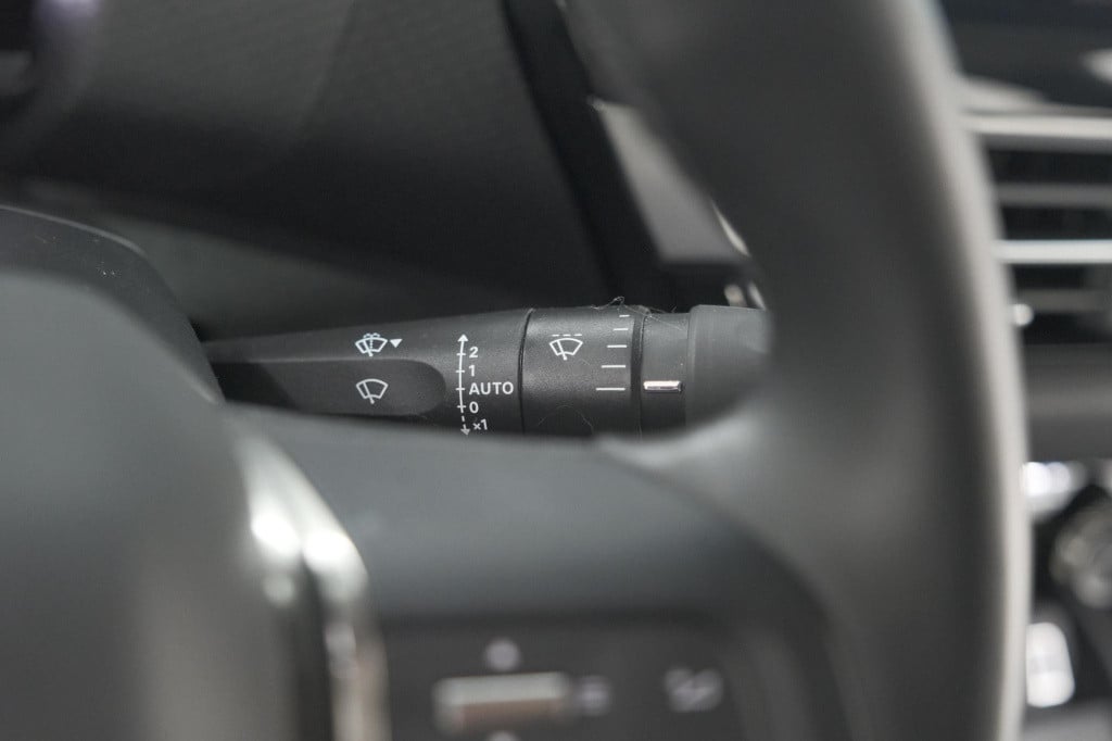 Citroen Ë-c4 shine 50 kwh | camera | pack winter | apple carplay | navigati