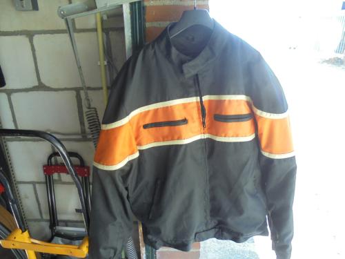 All weather motorjack