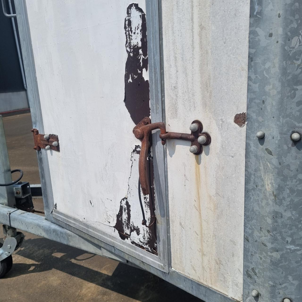 Weijer paardentrailer