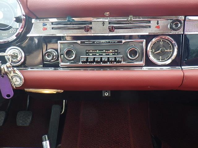 Mercedes-Benz Sl 230sl pagode