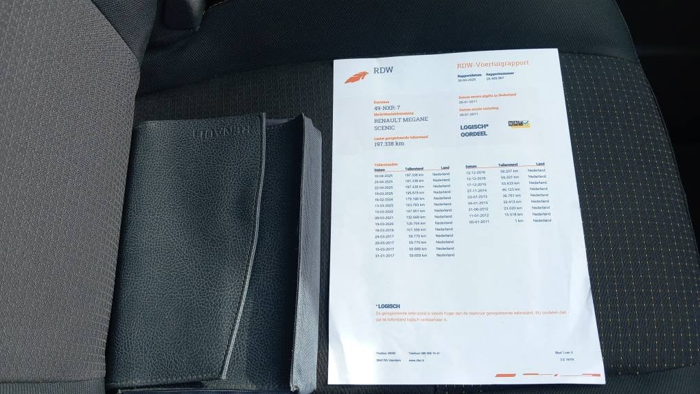 Renault SCENIC 2.0 Dynamique Automaat !! bj:2011 airco-navigatie